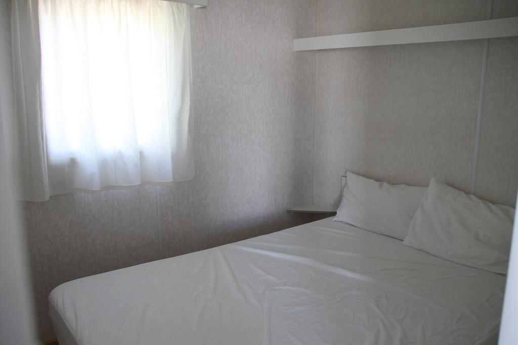 Camping Coll Vert Hotel Alfafar Exterior photo