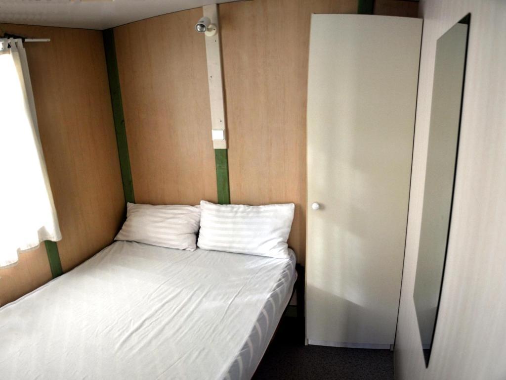 Camping Coll Vert Hotel Alfafar Room photo