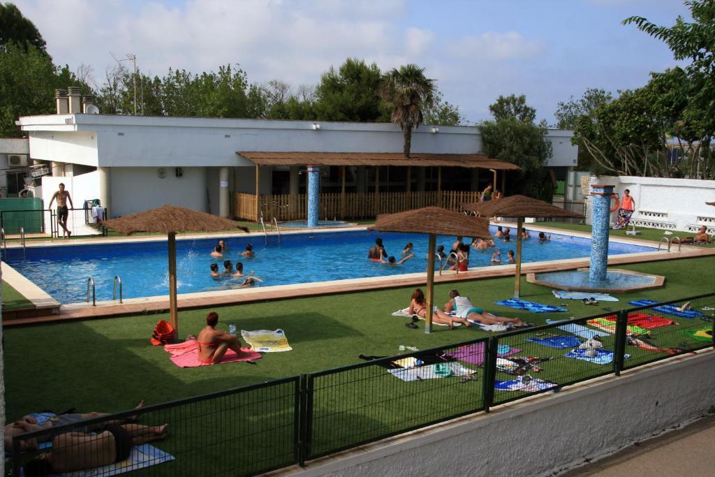 Camping Coll Vert Hotel Alfafar Exterior photo